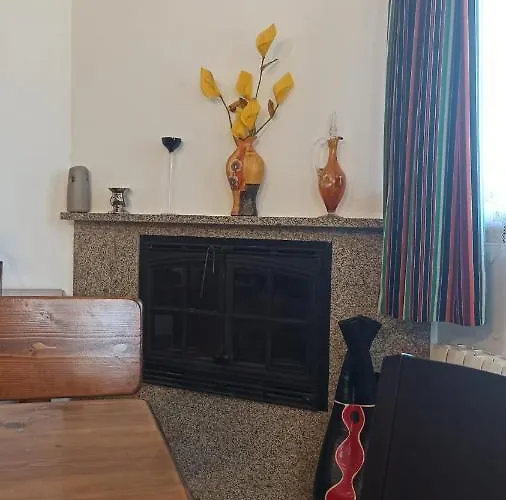 El Mirador De La Lleira 컨트리하우스 *