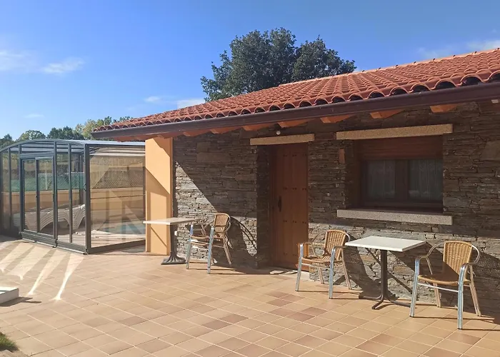 El Mirador De La Lleira 컨트리하우스 *