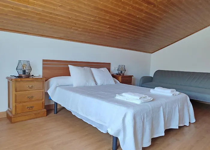 El Mirador De La Lleira 컨트리하우스