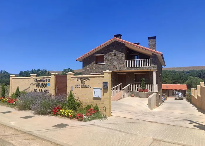 컨트리하우스 El Mirador De La Lleira *